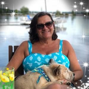 Meet your Posher, Karin